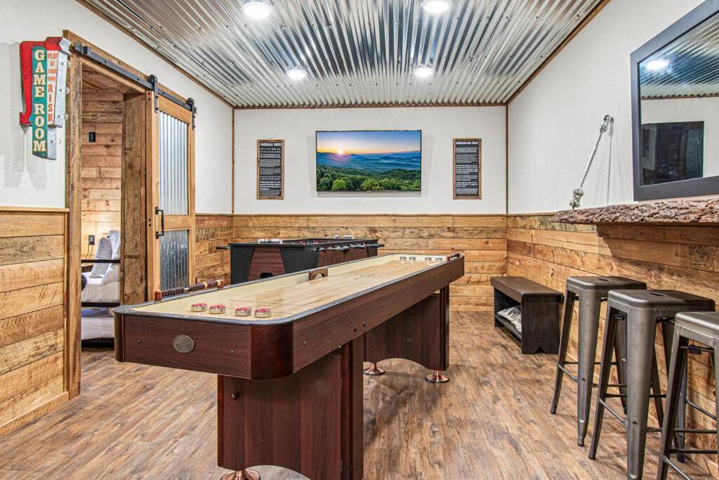Cherry Log Summit Cabin By Bk Stays - Family Friendly - Playground - Game Room - Jacuzzi - Amazing Mountain Views Luaran gambar