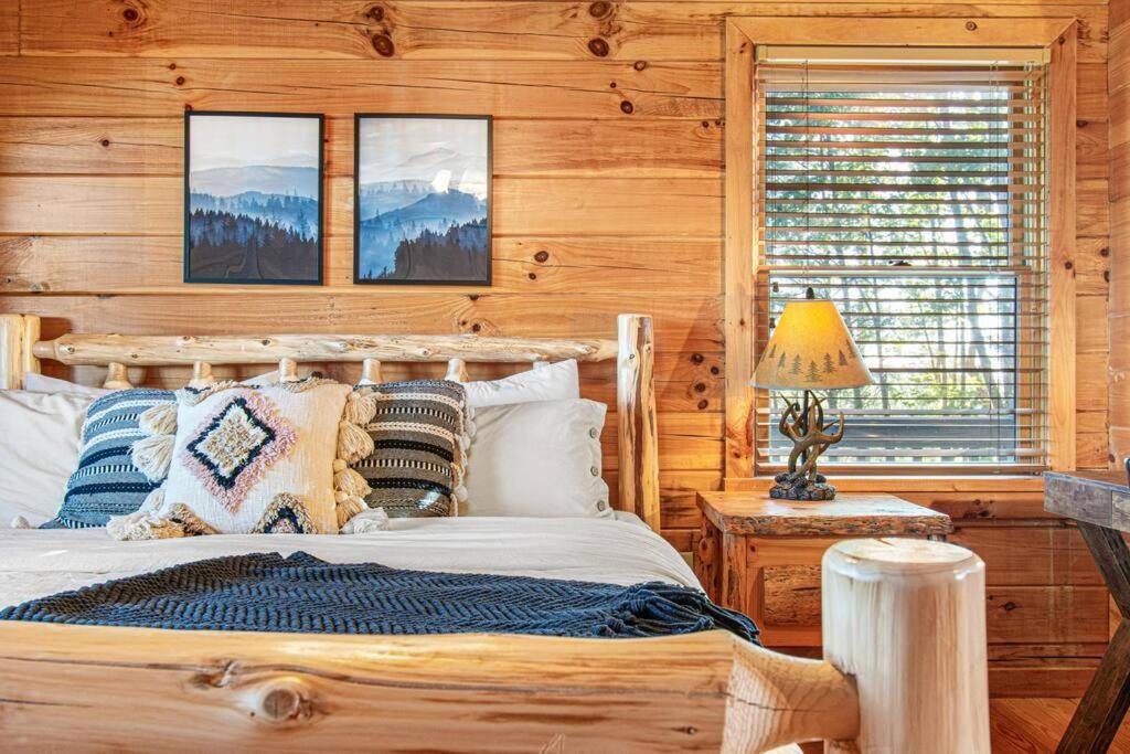 Cherry Log Summit Cabin By Bk Stays - Family Friendly - Playground - Game Room - Jacuzzi - Amazing Mountain Views Luaran gambar