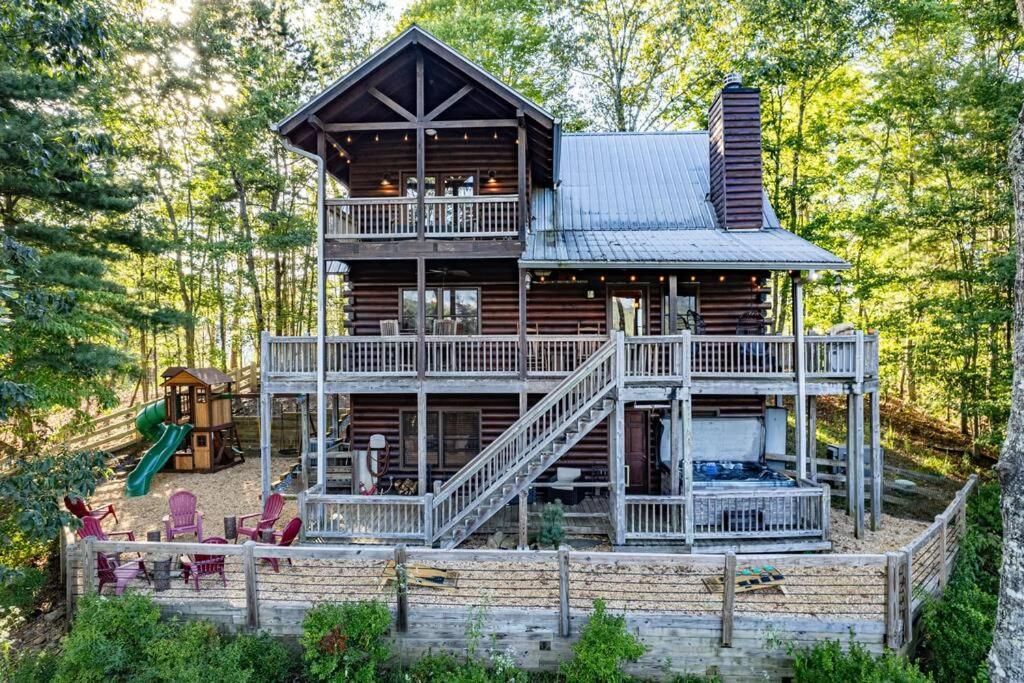 Cherry Log Summit Cabin By Bk Stays - Family Friendly - Playground - Game Room - Jacuzzi - Amazing Mountain Views Luaran gambar